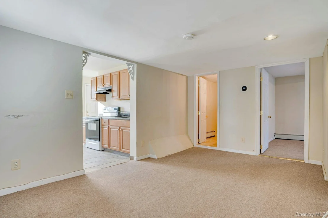 Photo of 669 East Drive