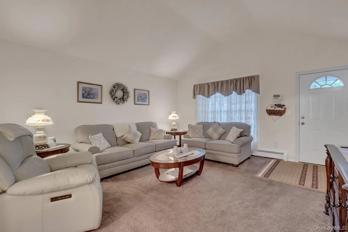Photo of 258 Floyd Road