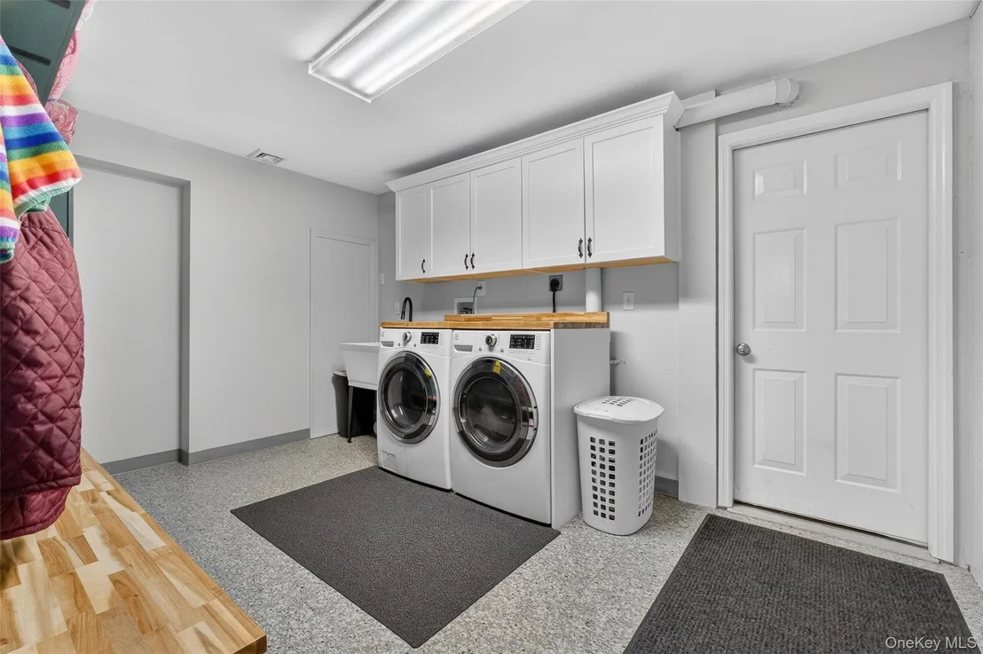 Photo of 24 Coachlight Drive