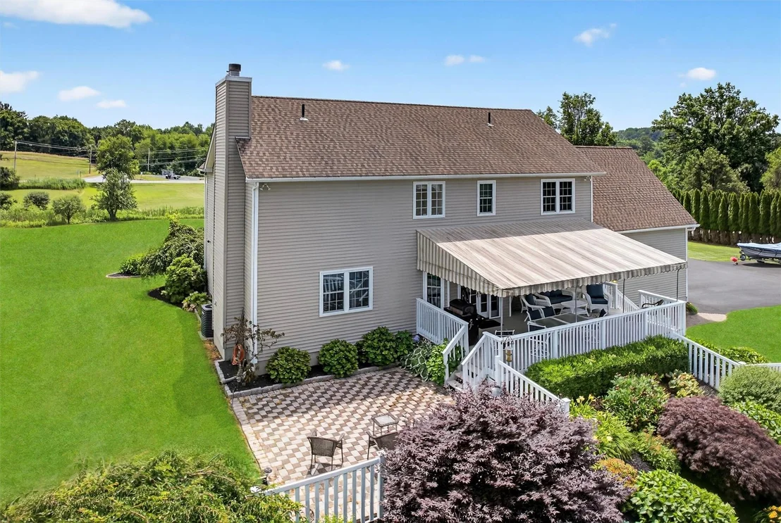 Photo of 106 Maple Avenue
