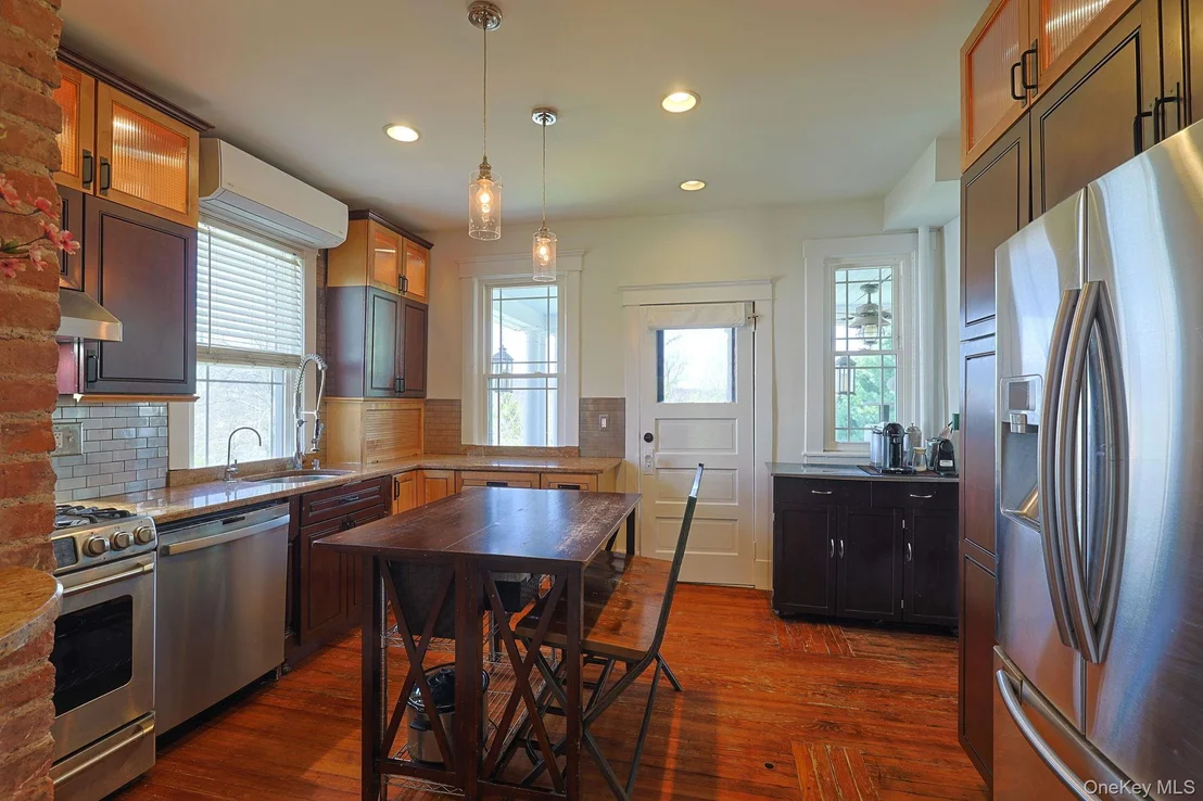 Photo of 12 Sunset Heights
