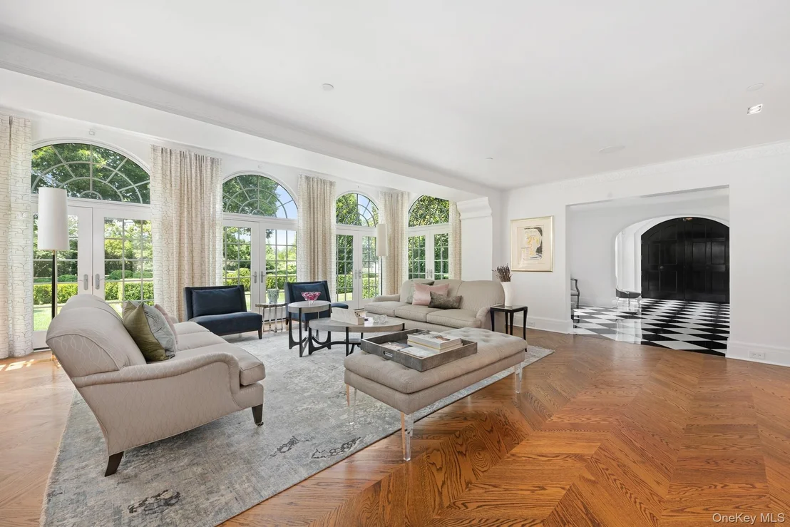 Photo of 73 Park Drive S