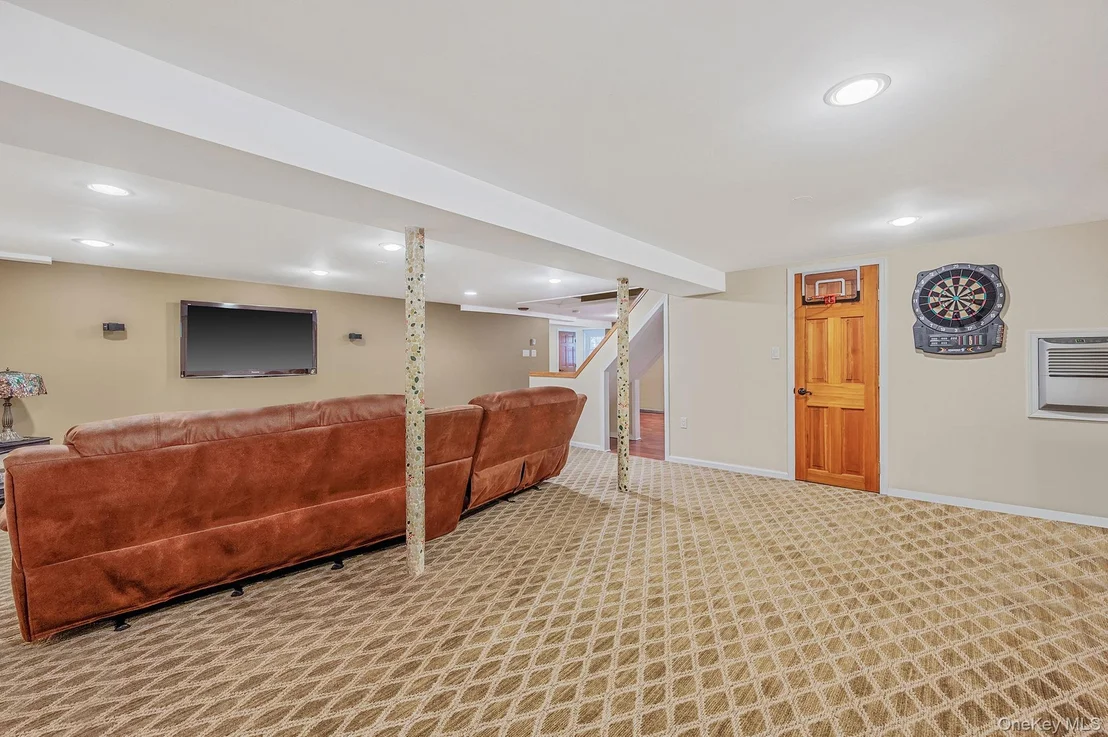 Photo of 122 Southern Parkway