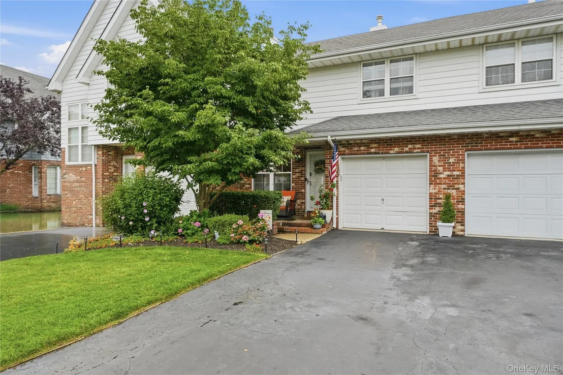 Photo of 21 Broadlawn Drive