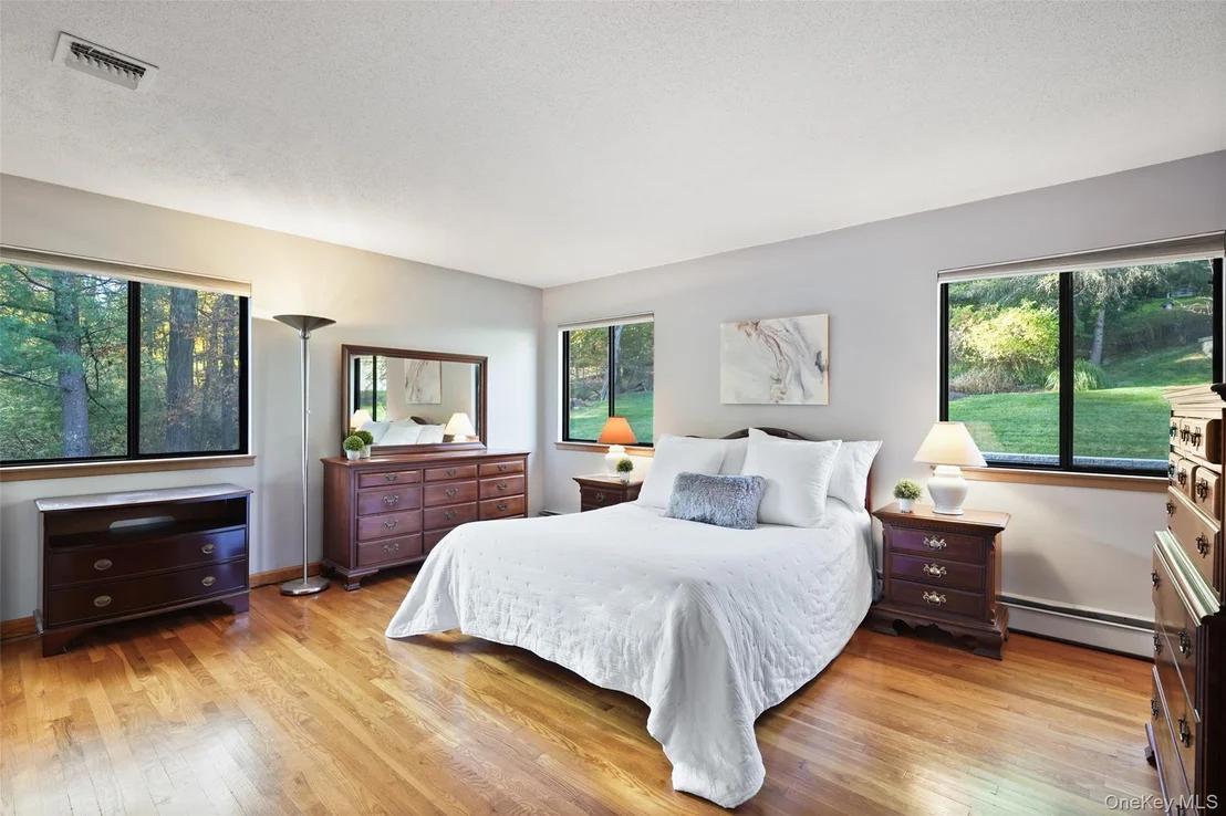 Photo of 170 Arbor Crest