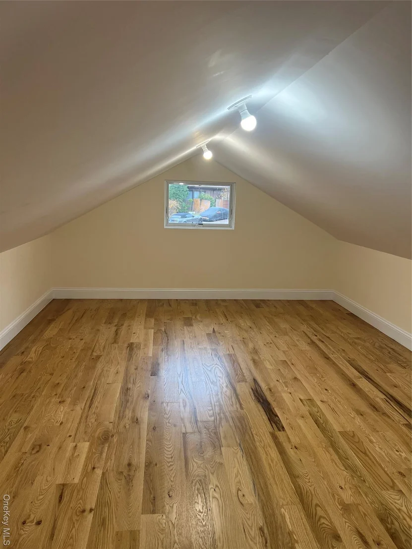 Photo of 19 Sunlight Hill