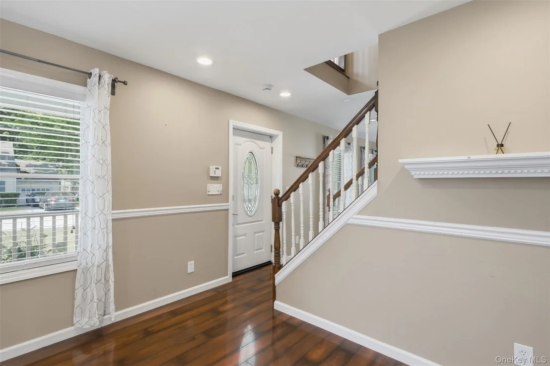 Photo of 10 Henmond Boulevard