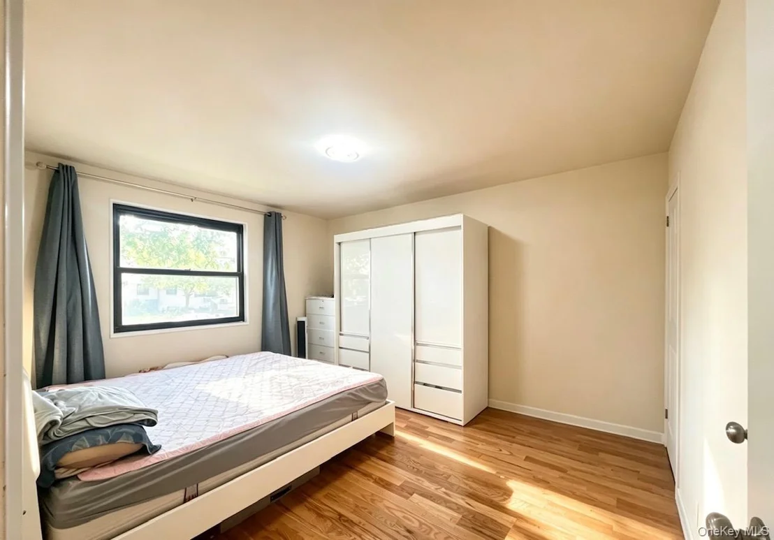 Photo of Unit A at 13604 68TH DRIVE