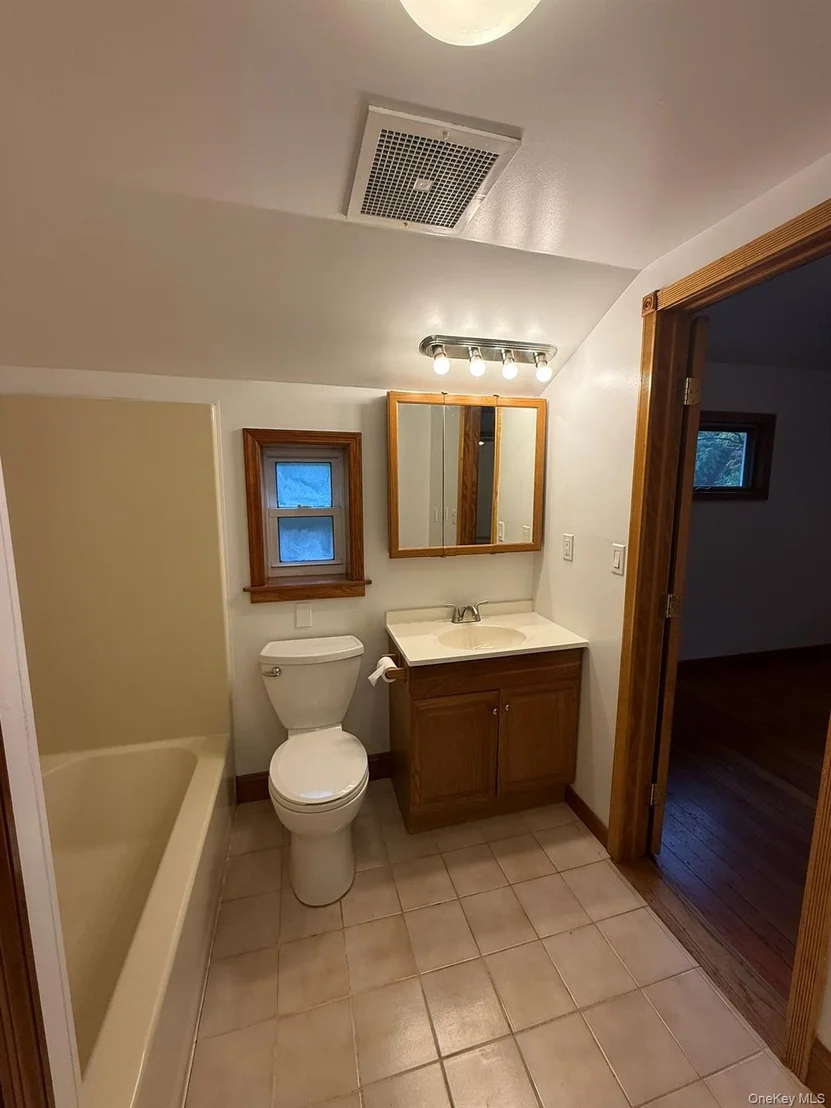 Photo of 76 Arcadian Trail