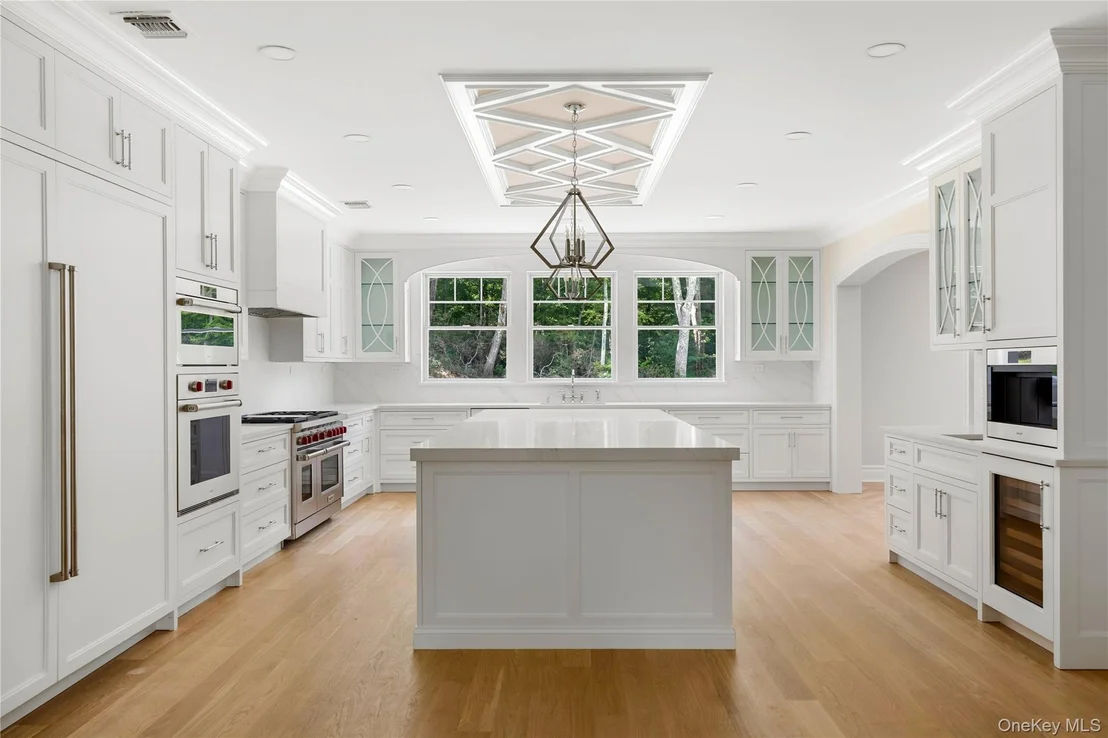 Photo of 541 Split Rock Road