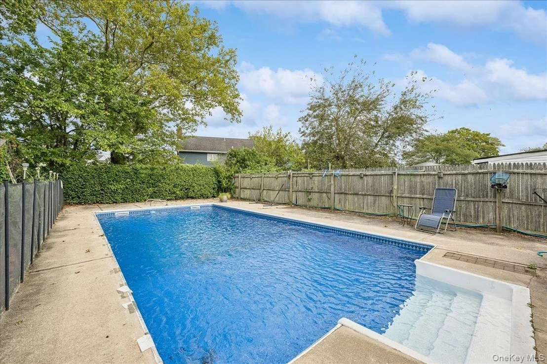 Photo of 27 Mell Drive