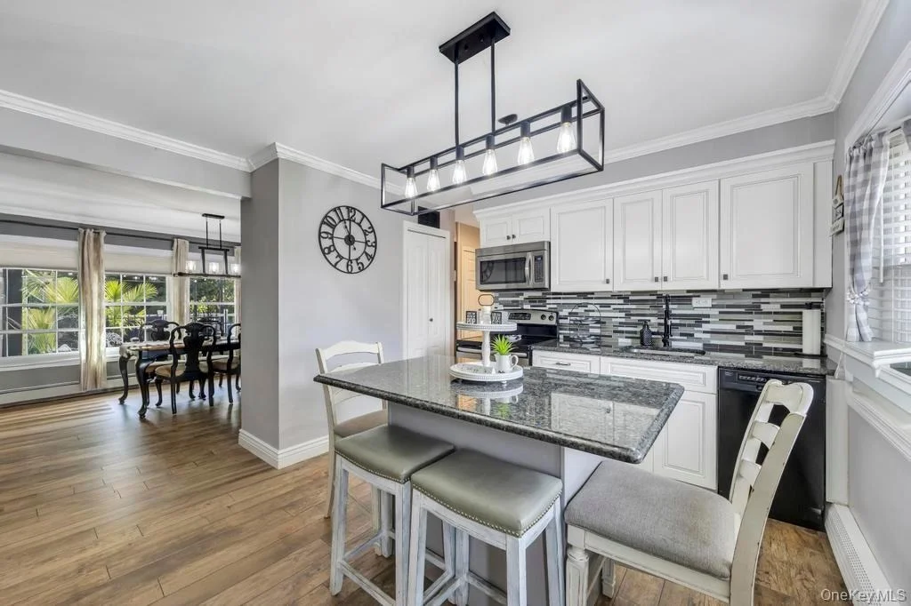 Photo of 101 Constellation Road
