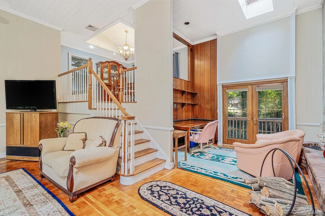Photo of 23 Colonial Drive
