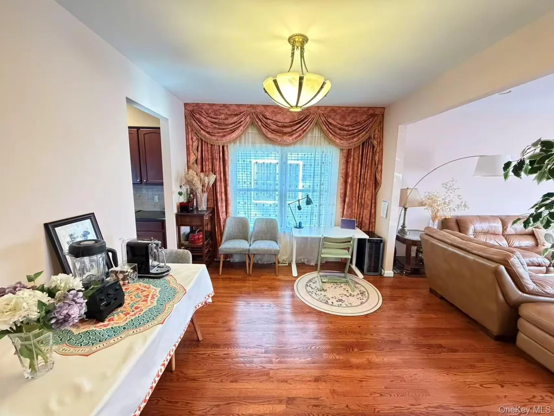 Photo of 122 Walker Road