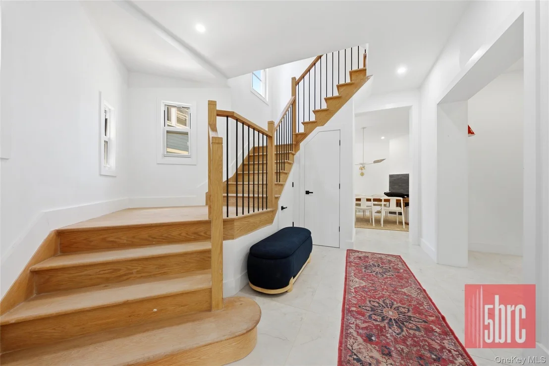 Photo of 1205 Beverley Road