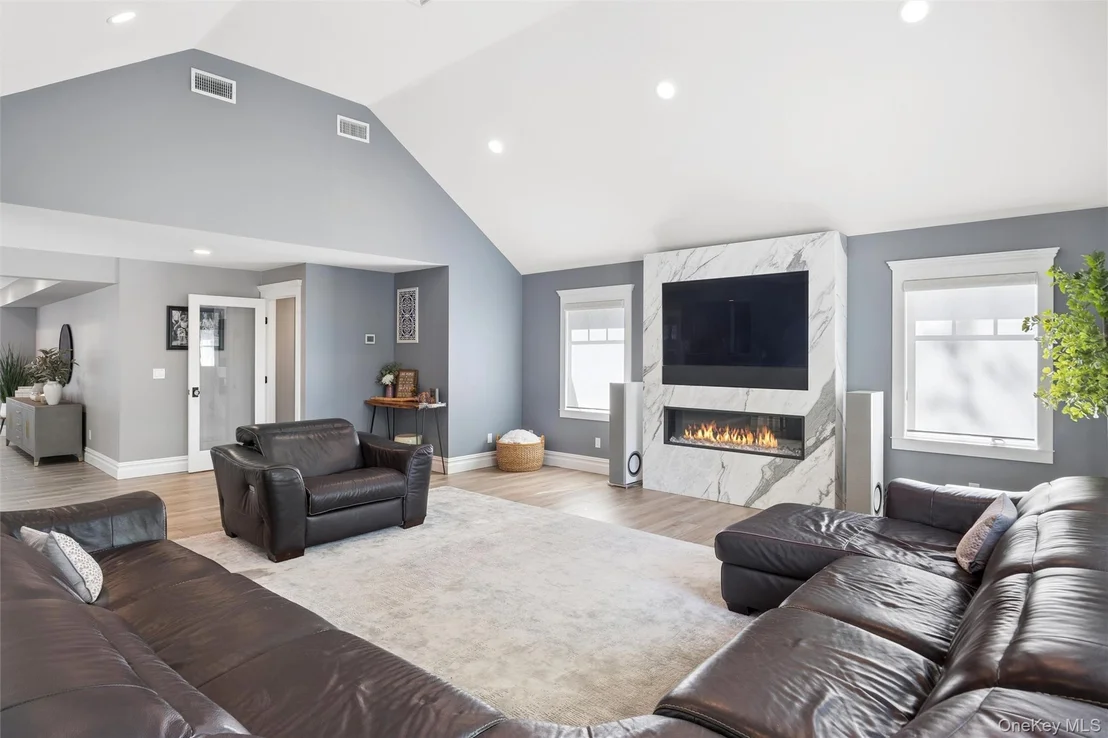 Photo of 10 Kingfisher Drive