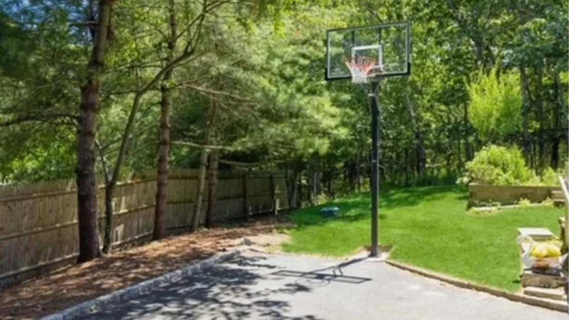 Photo of 83 Straight Path