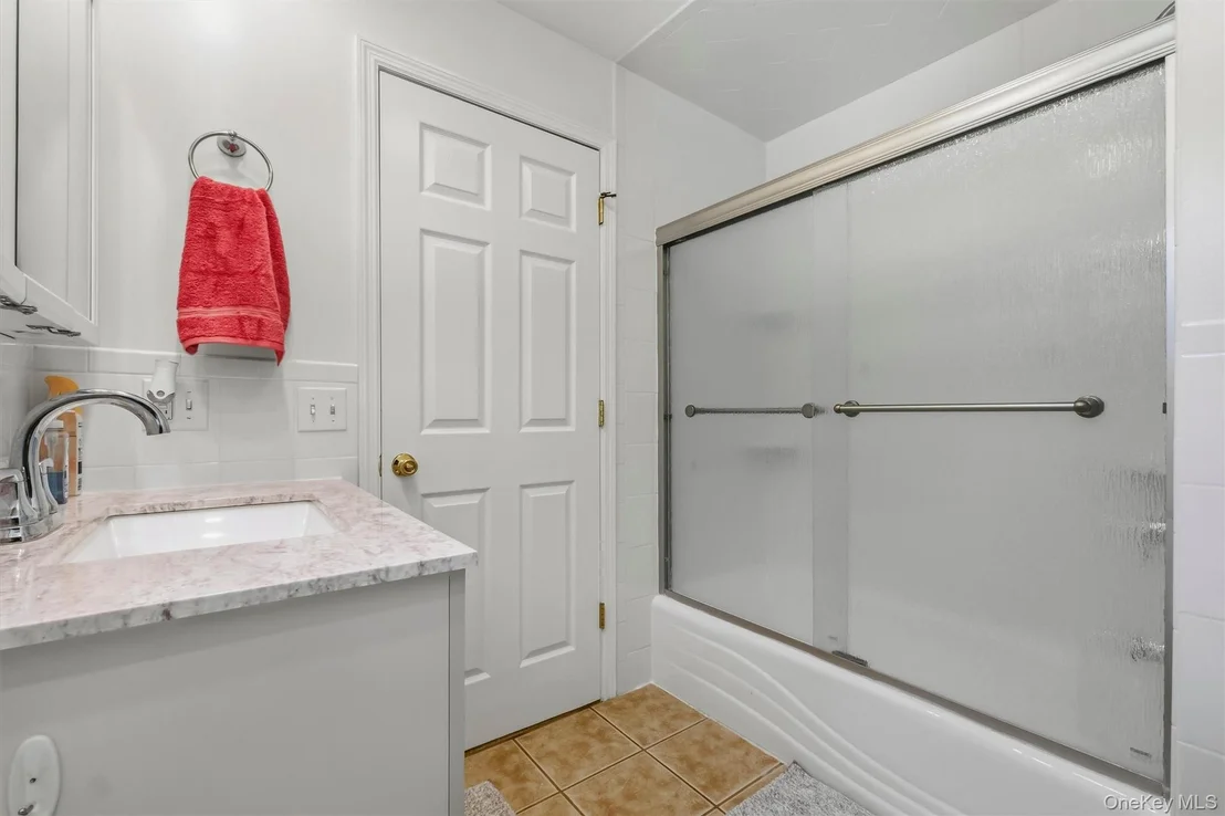 Photo of 47 Stringham Road