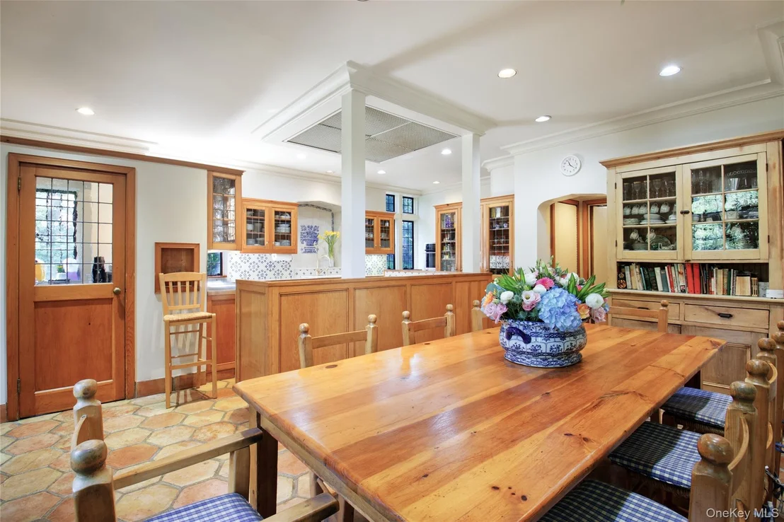Photo of 107 Bayview Road
