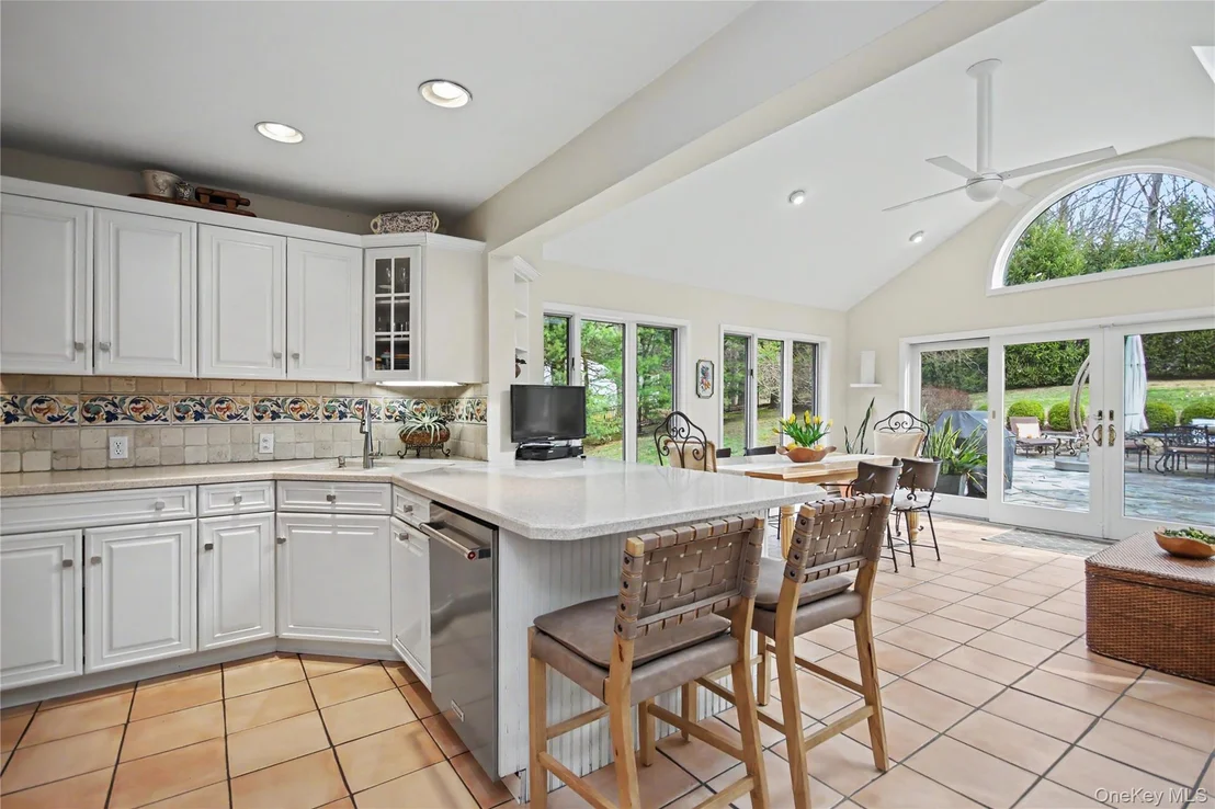 Photo of 102 Nicholson Road