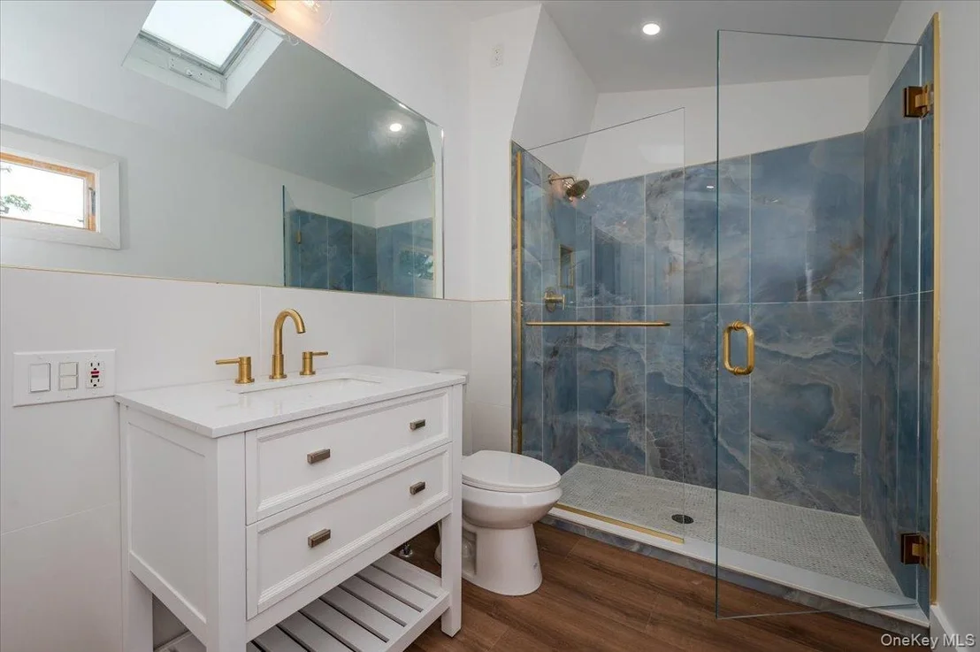 Photo of 56 Oak Beach Road