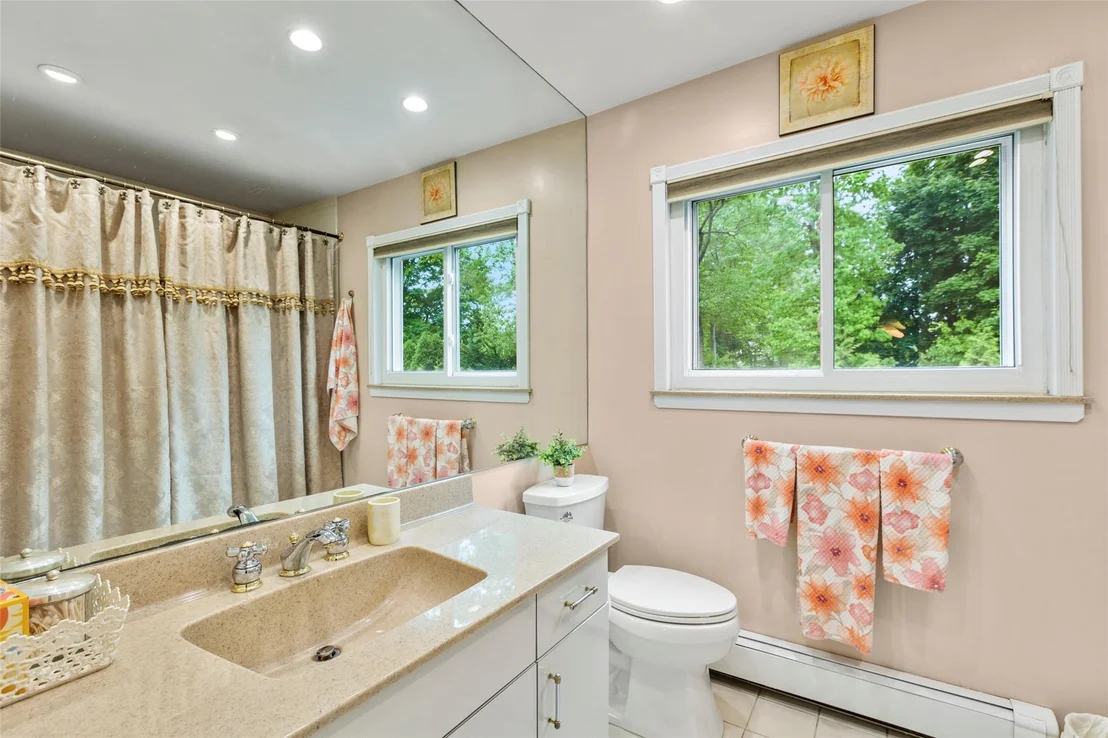 Photo of 8 Wichard Boulevard