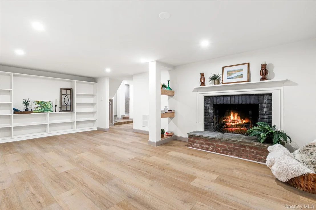 Photo of 816 Hardscrabble Road
