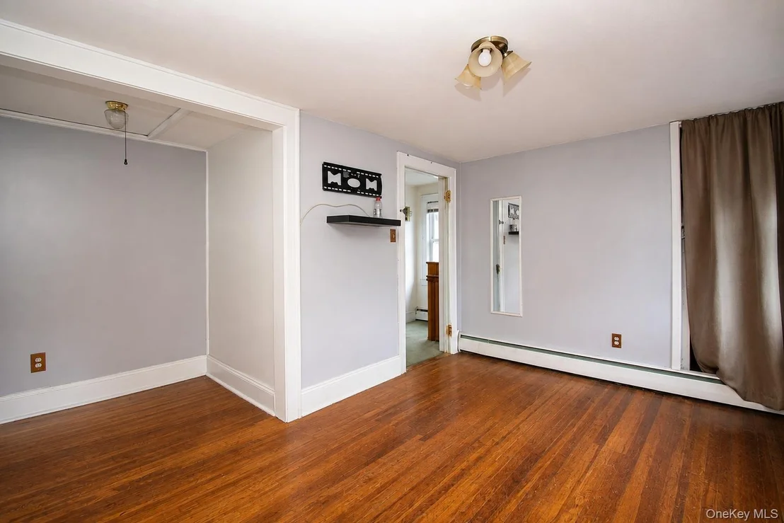 Photo of 98 Willow Avenue