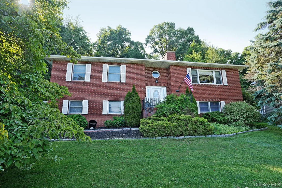 Photo of 16 Four Winds Drive