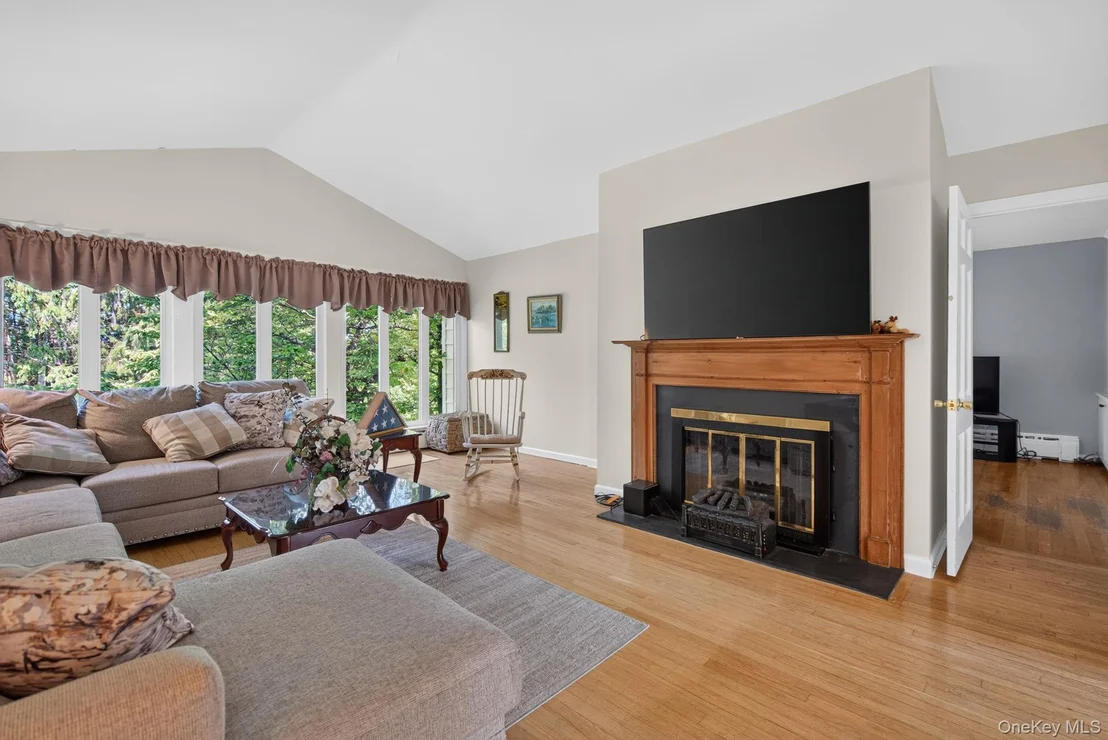 Photo of 158 High Meadows Road
