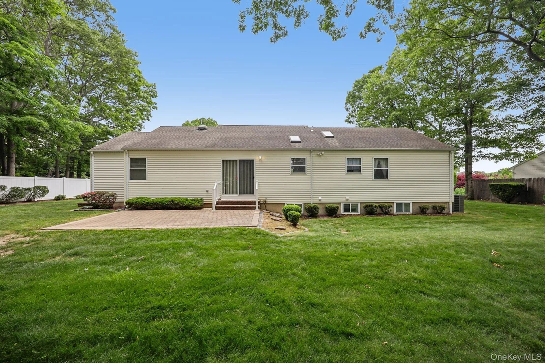 Photo of 42 Apex Drive