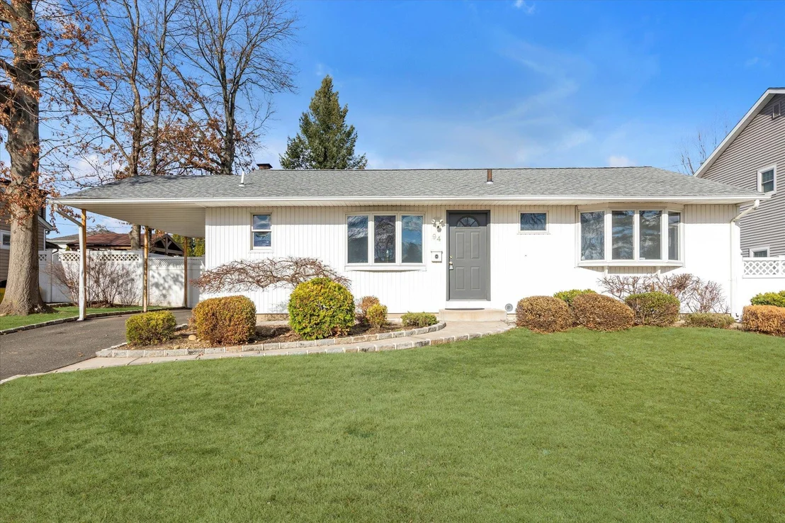 Photo of 94 Georgia Drive