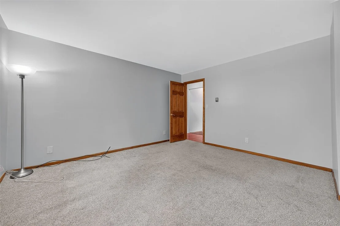 Photo of 125 Putnam Drive