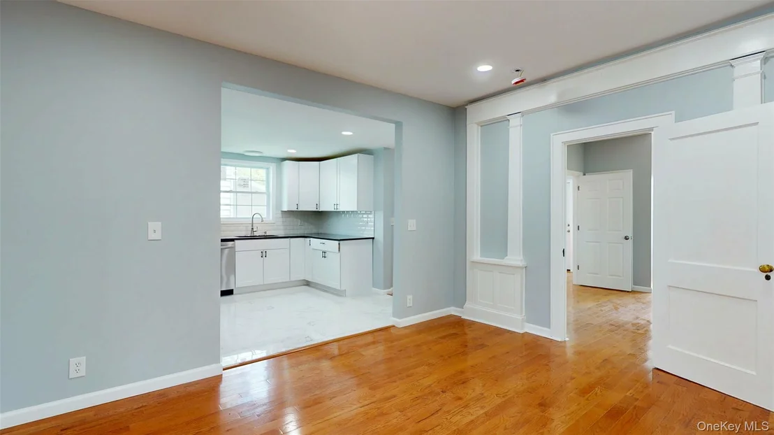 Photo of 74 Gladstone Avenue