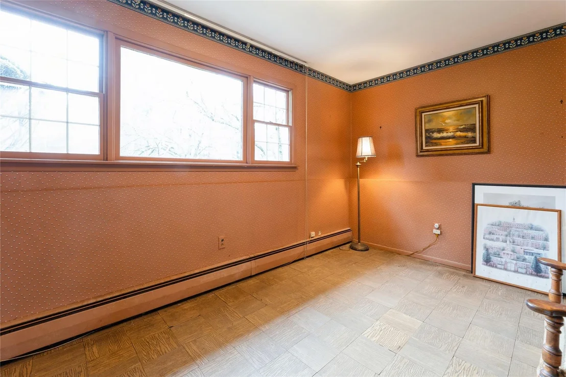 Photo of 6 Hampton Road