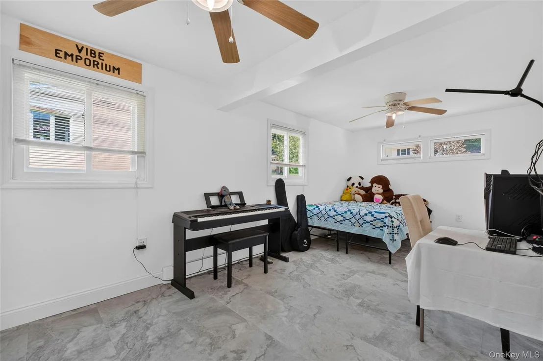Photo of 92 Boulevard