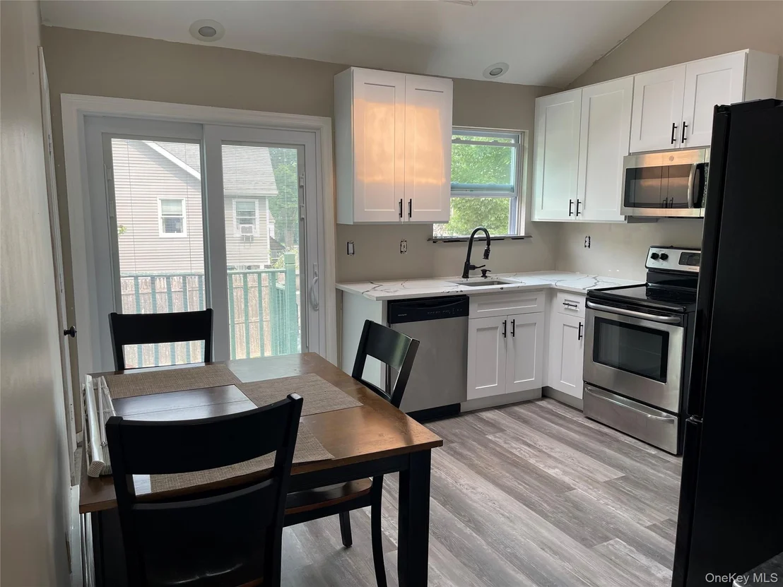 Photo of 84 Palm Road
