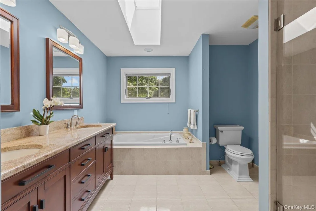 Photo of 18 Brookview Drive