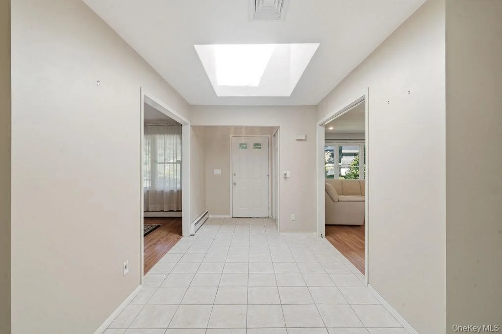 Photo of 20 Oak Tree Drive