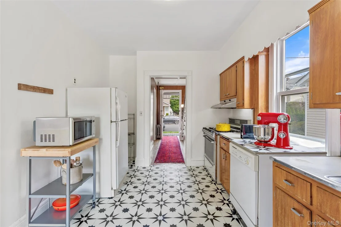 Photo of 20 Maple Street
