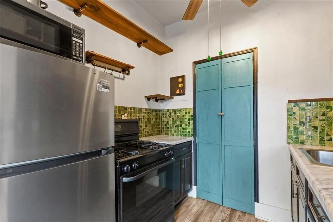 Photo of Unit 6A at 828 Bronx River Road
