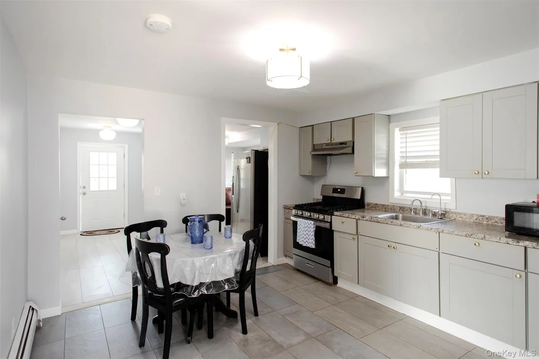 Photo of 8 Brightside Avenue