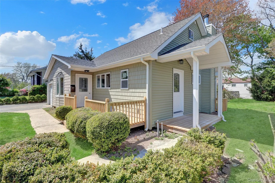 Photo of 339 Barton Avenue