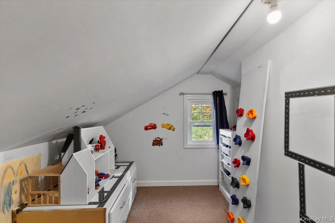 Photo of 150 Parkview Place