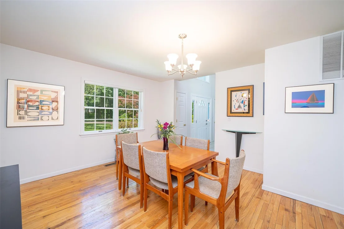 Photo of 10 Wyche Way