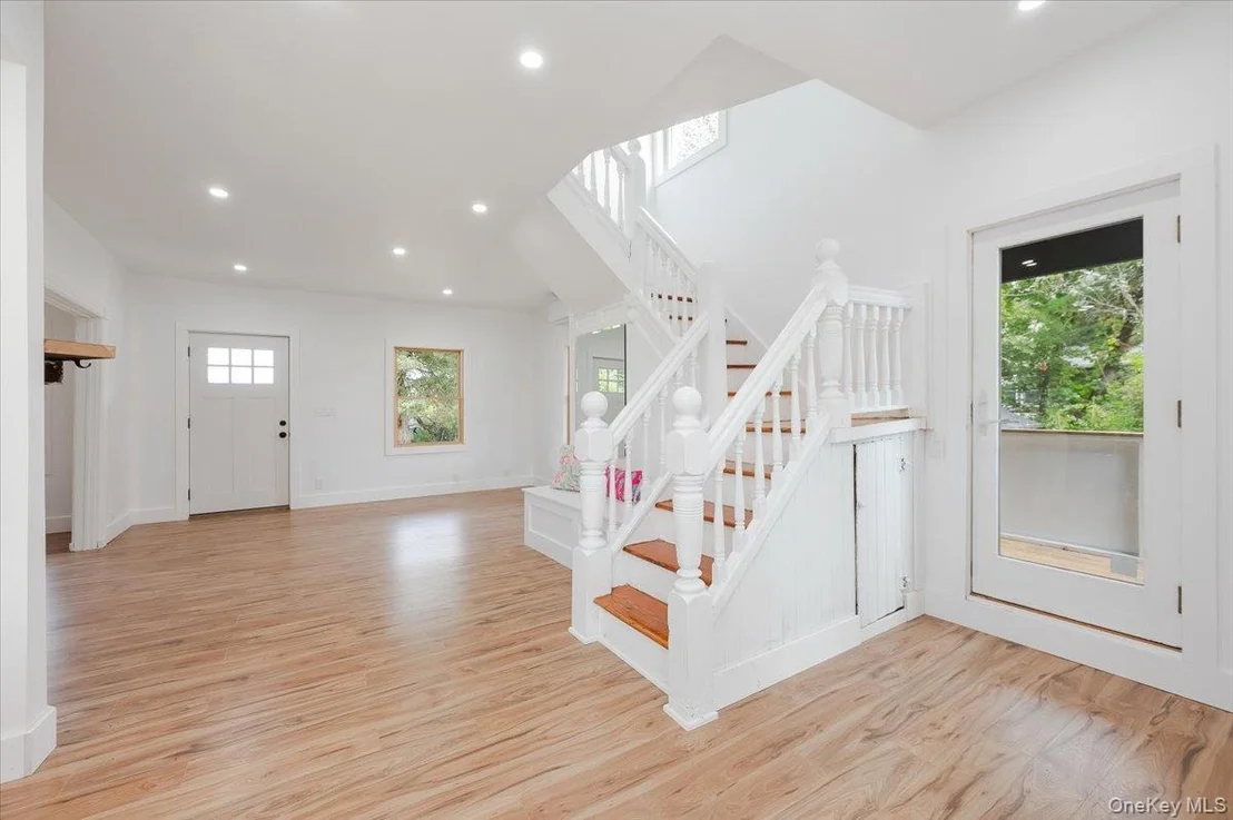 Photo of 56 Oak Beach Road