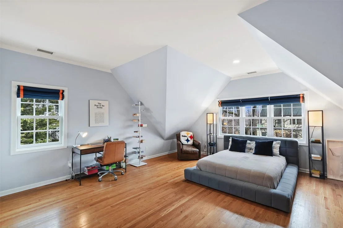 Photo of 10 Stonycrest
