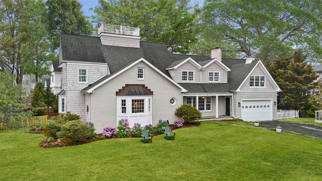 Photo of 10 Stonycrest