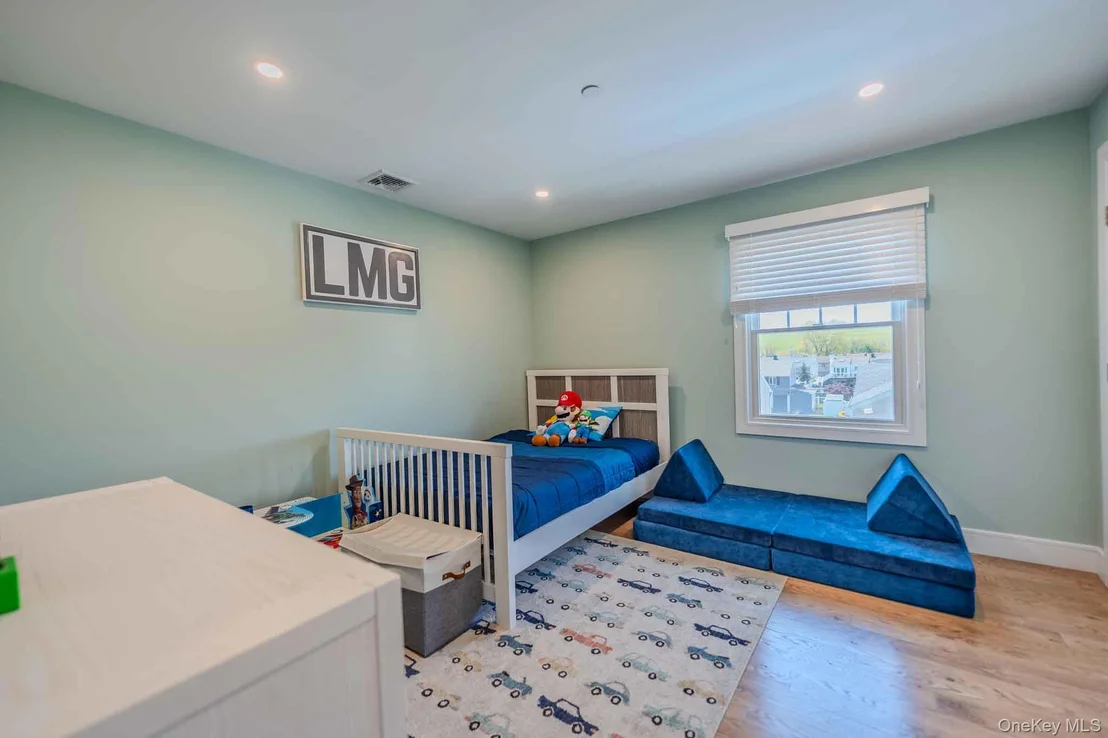 Photo of 3810 Greentree Drive