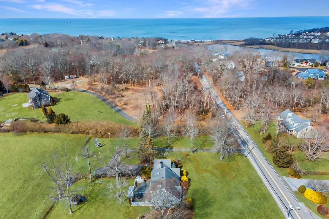 Photo of 157 Pier Avenue